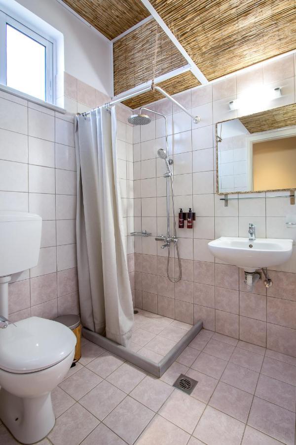 Kanso Rooms Galatás Eksteriør billede
